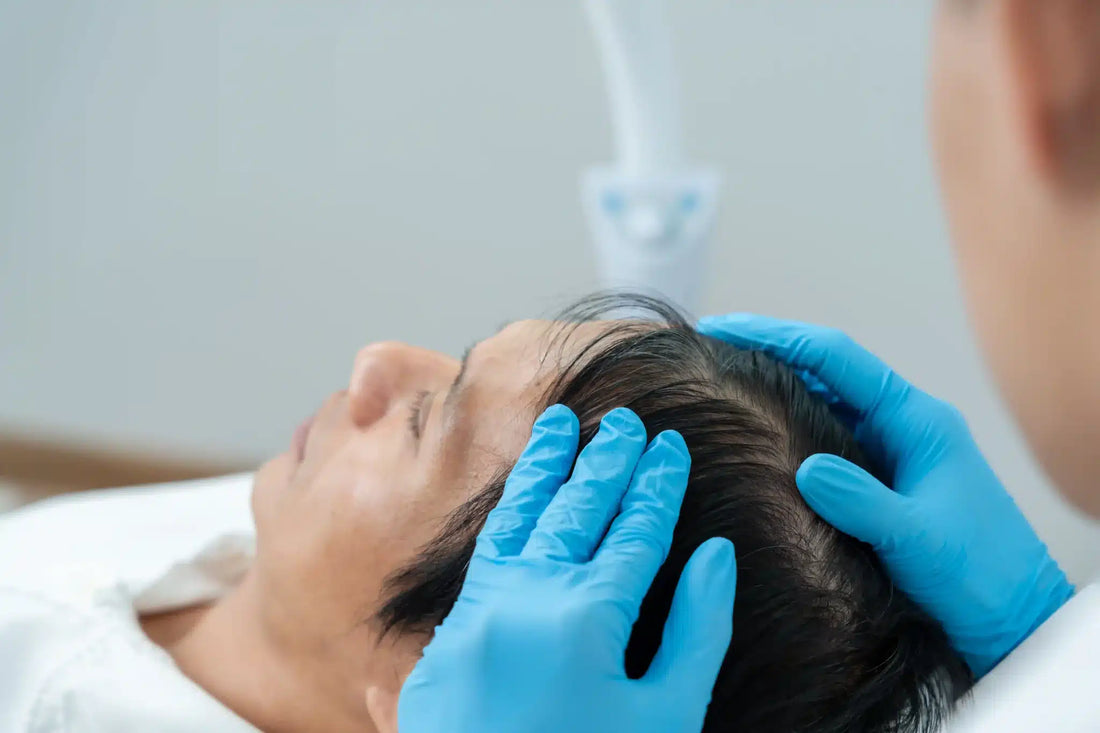 7 Key Differences Between Dry Scalp and Dandruff