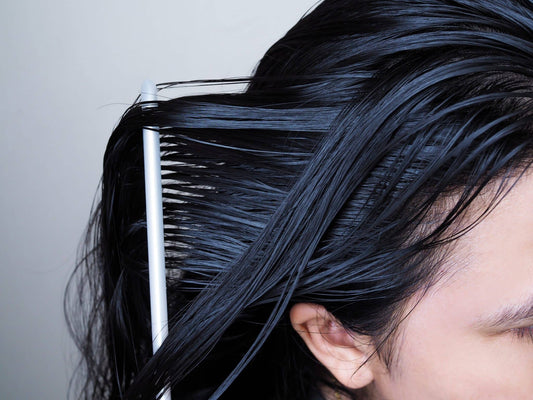 Can You Wash Away Oily Hair? - TrichoLab